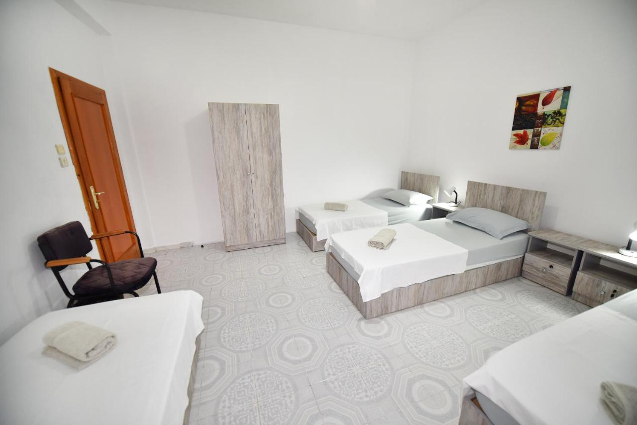 12 B&B Shkodra Exterior foto